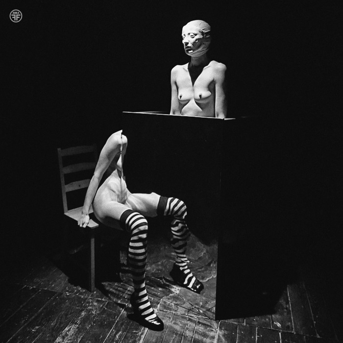 sukaoff:  SUKA OFF / DIE PUPPE performance 