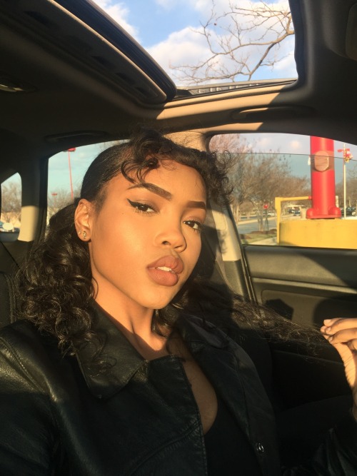 kingoftheheelstate:  aaijaaa:  ✨✨  😩😩😩😩