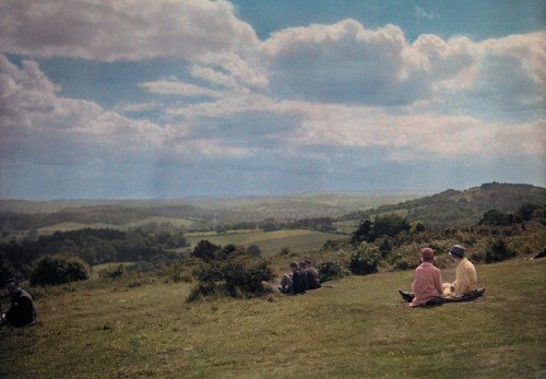 Surrey Hiils, England, 1928.  Autochrome, photograph – Clifton Adams. Santiago de Compostela, Spain,