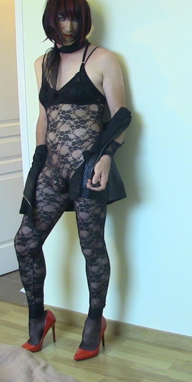 sissy cora