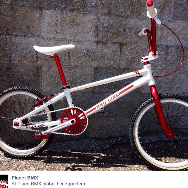 planetbmx:  Another bad-ass PlanetBMX custom! Redline anniversary Flight frame, with