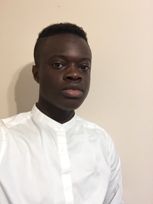 gyenyam:  Happy blackout from me to all my brothers/sisters who embrace their blackness and to my brothers/sisters who do net yet realize how beautiful their skin is ✊🏿✊🏾✊🏽