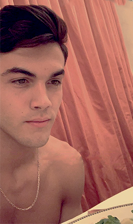 graysonsbailey: @GraysonDolan: Or really early breakfast…