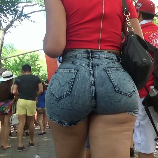 TUSH, TITS, & TATTS