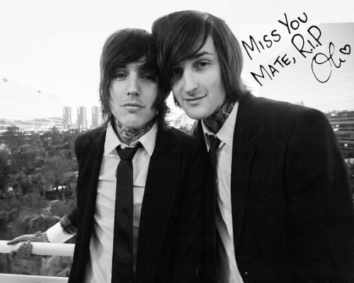 5weetsorrow:  Sad/Bands/B&W blog 