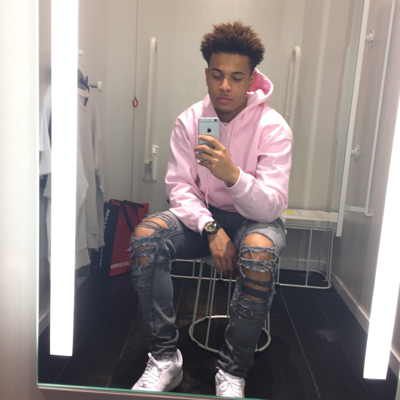xoqueenkls:  xoqueenkls.tumblr.com ✨💖✨