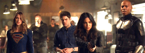 smolsawyer:Don’t fuck with Superfriends… also look at Maggie’s expression in the last gif ❤