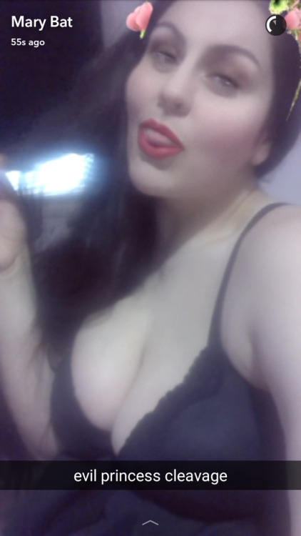 fatbatprincess: get My Snap for $10 while it’s still grainy and cheap message for deets! NO PAY NO A