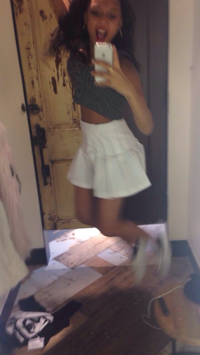 icecream-eaterrr:  movement