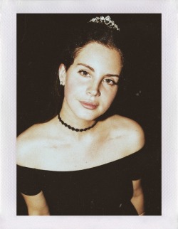 lanasdaily:  Happy Birthday, Lana!(June 21st,