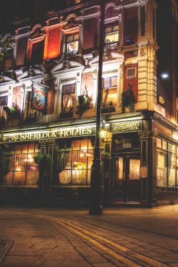 wnderlst:  The Sherlock Holmes Restaurant, London 