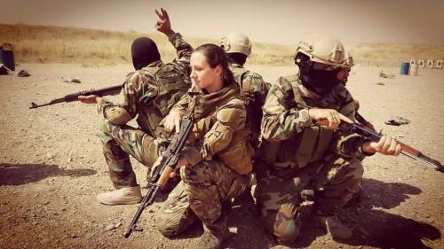 shiny-kit-syndrome:  Samantha Jay - American fighting with the kurdish people against ISIS.    Badass