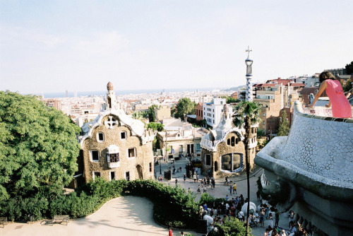 bittersympathy: barcelona by kygp on Flickr.