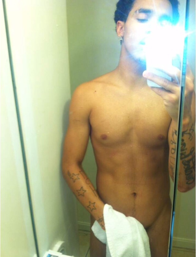 2-exclusive-4-u:  bestbait:  Just a couple teasers of Marcus 😏 like and reblog