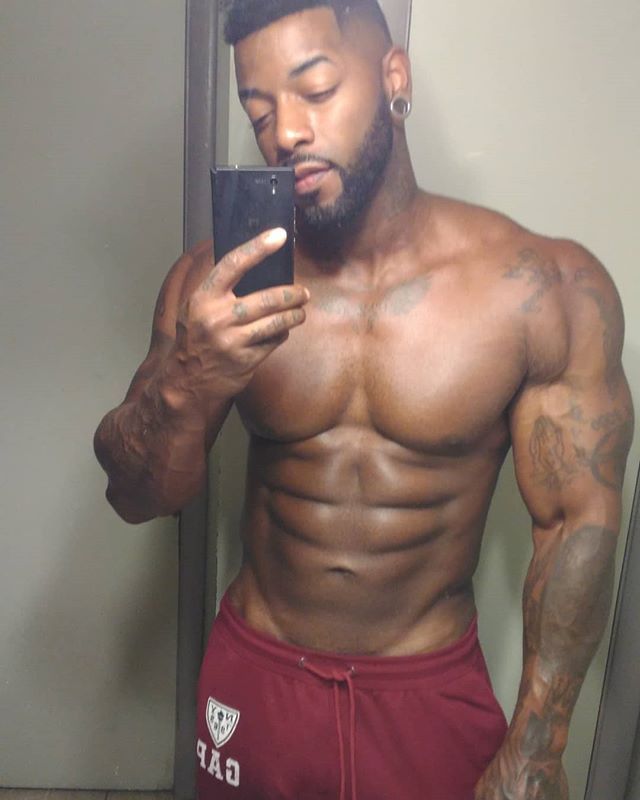 twist-fate:  https://twist-fate.tumblr.com/archiveIG iCANDY :SWOON