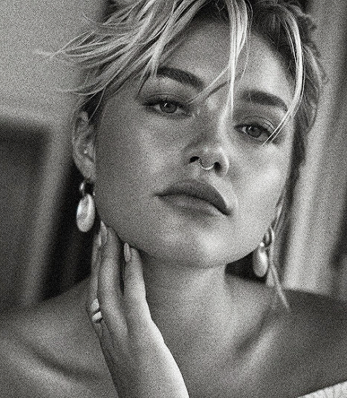 FLORENCE PUGH