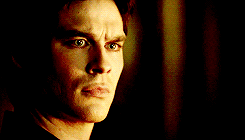 oisousincero:  “What is she doing with Damon?”