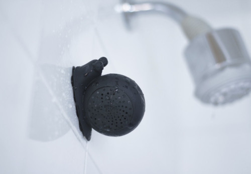 mymodernmetselects:Charming Snail Doubles as Water-Resistant Speaker for Your ShowerMost people woul