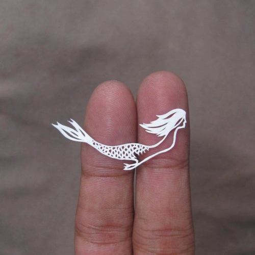 sixpenceee:  Mini papercut masterpiece of a mermaid | Link