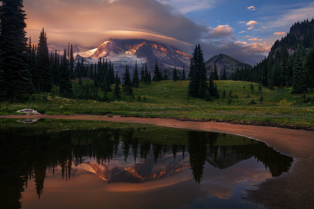 etherealvistas:  Mirroring the Grandeur (USA) by    Trevor Anderson ||  Website ||