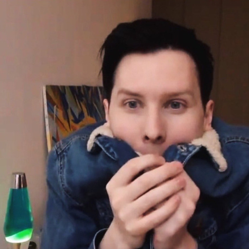 ohmygil:  anightvaleintern:  phanphaneverywhere:  damhowell:  mickie310:  damhowell: