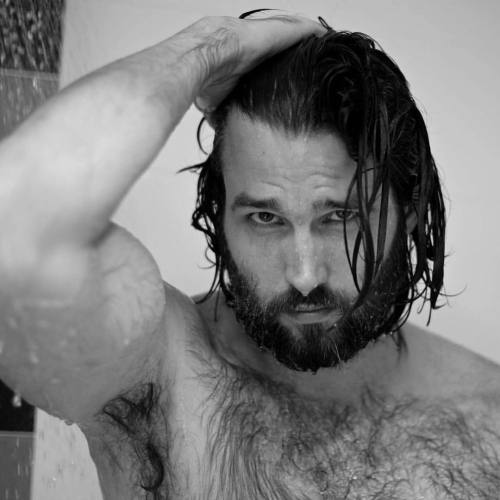 men's armpits