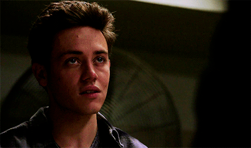 carlgallaghers:Ethan Cutkosky as Henry Mesner in Law and Order: SVU - Post-Graduate Psycopath