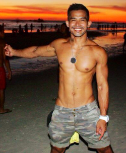 yumyumasianhunks:  yum yum Asian hunks. check out my blog