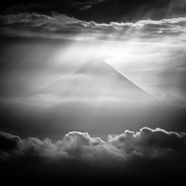 darkv0ids:  (by Hengki Koentjoro) 