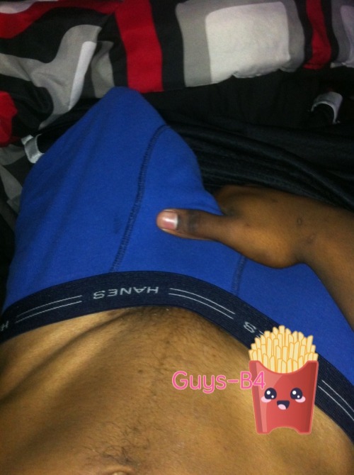 guys-b4-fries:  Vaughn .