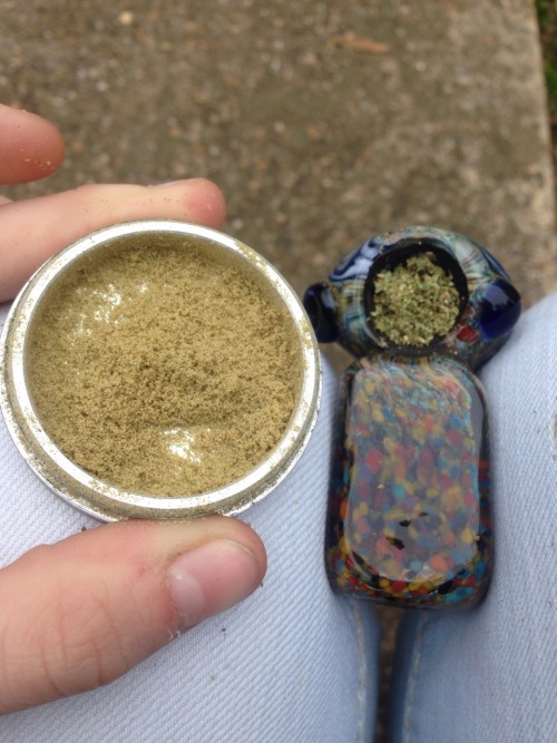 myhappyplace-420:  Time for a kief bowl⏳🍁