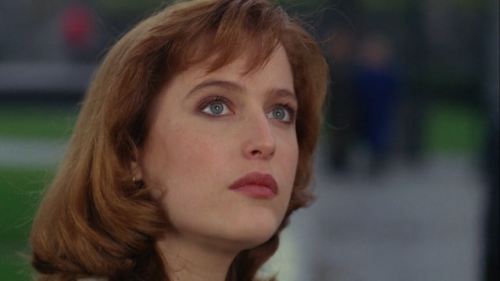 Dana Scully in The X-Files ep 1.21 Tooms