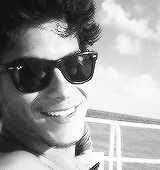amargurandinho:  Happy Birthday Arthur Aguiar! 