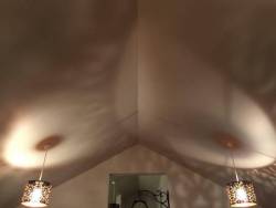 ipscell:   tunte:  Ceiling tiddies   