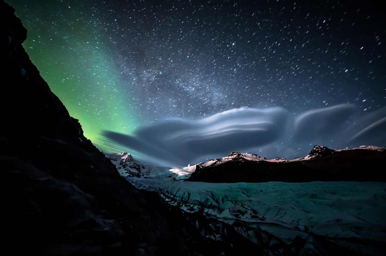 just&ndash;space:  The Northern Lights and stars from the Milky Way light up