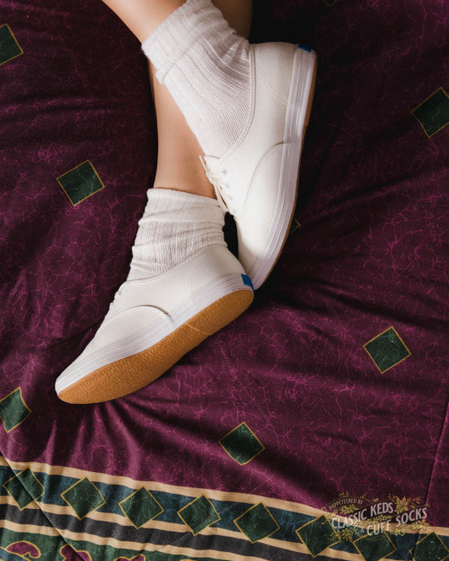 classickedsandcuffsocks: Full Vintage! 1990s “They Feel Good” Keds and Hanes HerWay Cuff Socks!