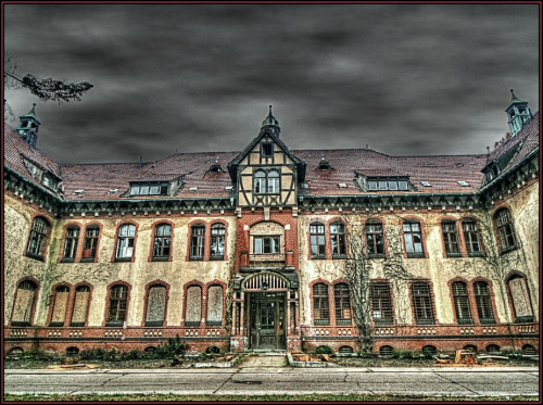 Porn photo Beelitz Heilstatten, abandonned asylum Nudes