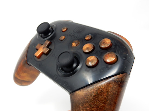 Polished Walnut resin button and grip set for the Switch Pro Controller.https://www.etsy.com/listing