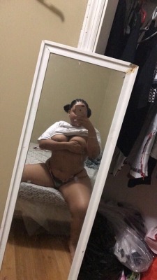 taaysosexxy:  Hit me up for my premium snap