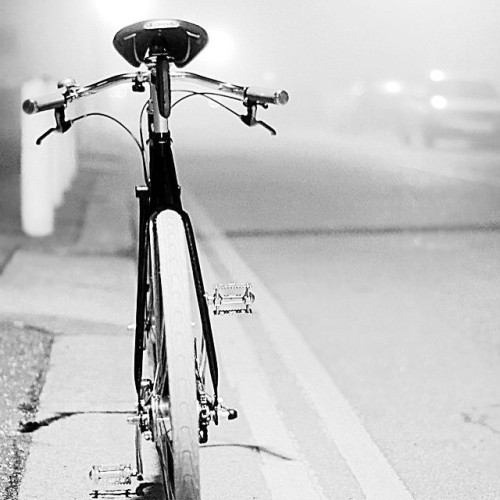 six3seven:  Shared from ‘auto_fabrica’ on instagram: Foggy night ride with the Pash #autofabrica #pa