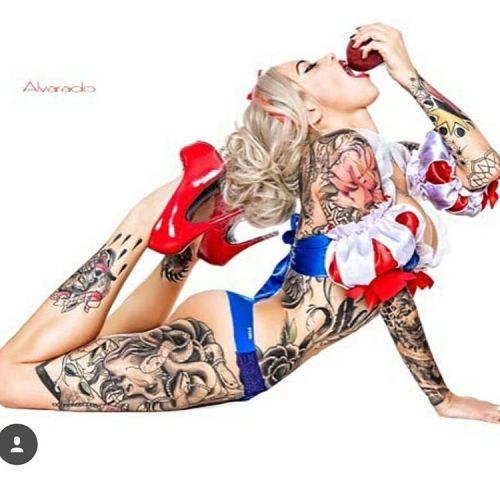 pandorablueofpblive:  @sarahgiampapa is absolutely gorgeous love this shot! ❤