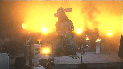 spacehunter-m:  Behind the scenes of Godzilla vs. Megaguirus (2001).   GRINDHOUSE