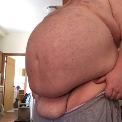 massivemyke:  Tuesday of the Tummies!  I