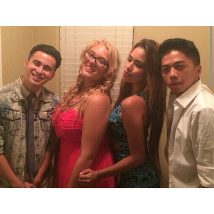 mizzjasminevillegasnewz:  They’re not just friends, they’re family