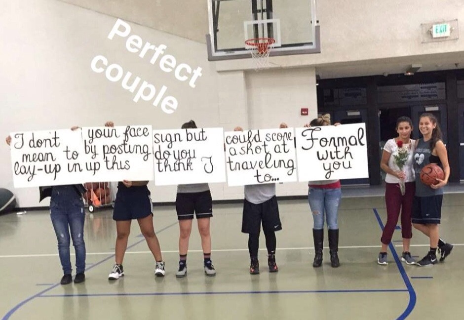 lovegaygirls:  I got surprised by my love!(submitted)