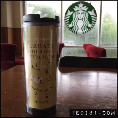 Coffee time: It’s raining cats and dogs outside right now and I got some creative ideas in mind (July 5, 2015) (at Starbucks, Forbes Park)