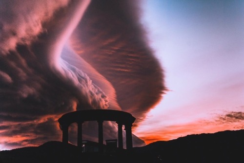 aearthetic:majestic sky, unknown artist
