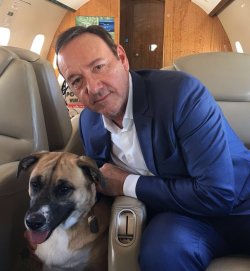 son4daddynl:  😍😍😍😍😍 this daddy kevin spacey is just to sexy😍😍😍😍😍