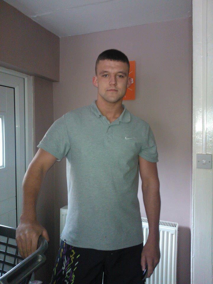 fuckyeahmyfavouritemen:  Fucking hell what a sexy scally bastard. Those eyes, those
