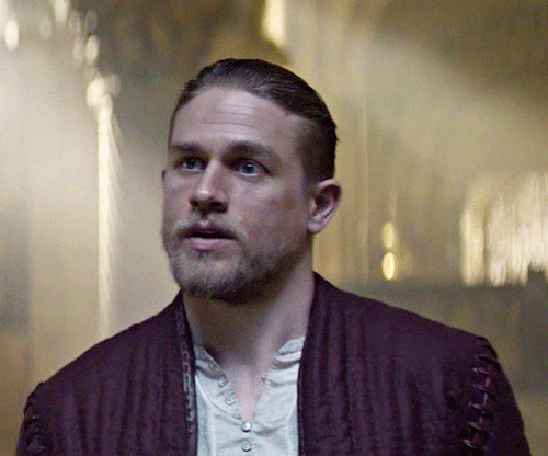 florawiingrave:Charlie Hunnam as King Arthur in King Arthur: Legend of the Sword (2017)